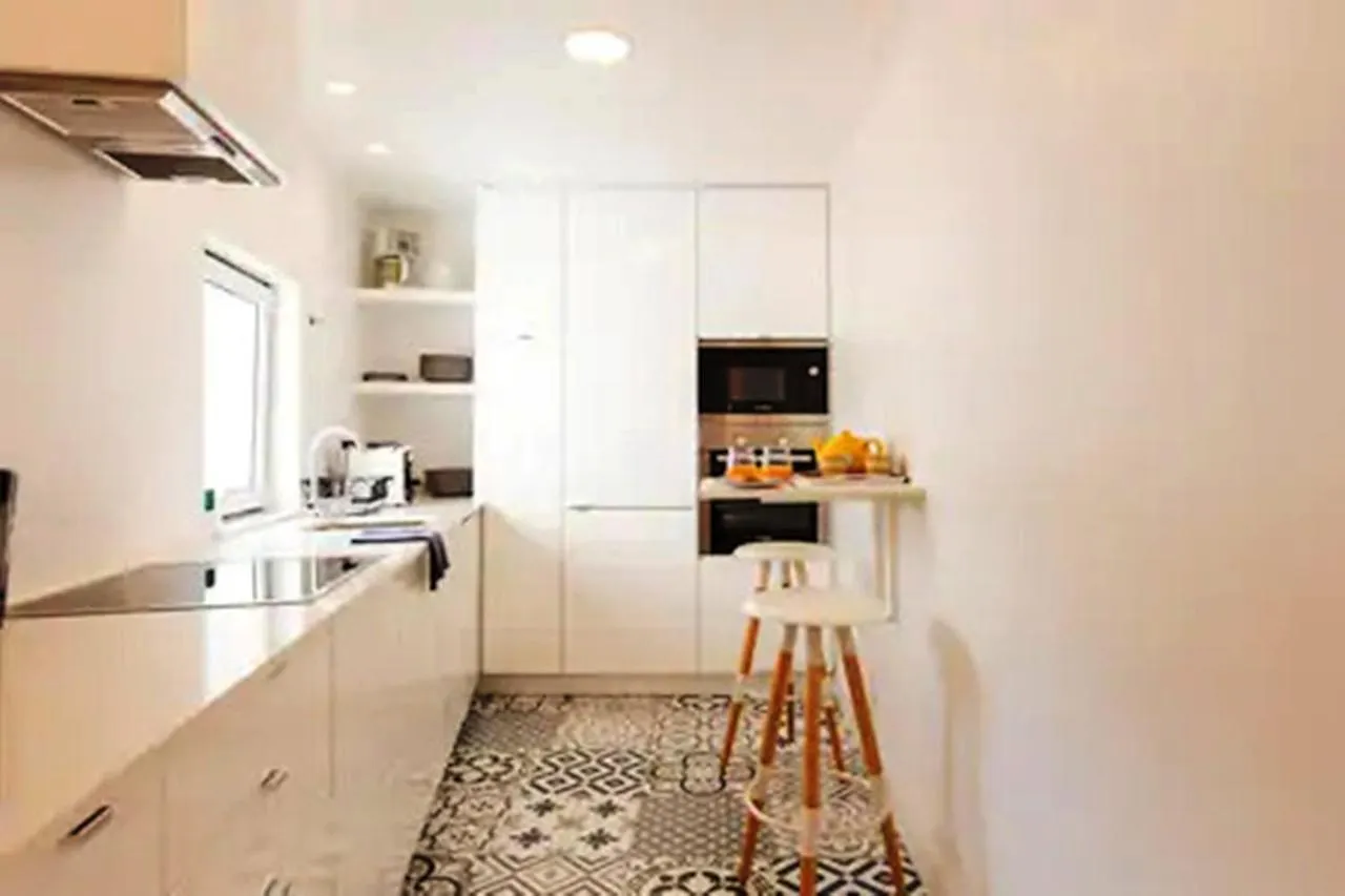 Comfortable And Bright - Lisboa Apartmán