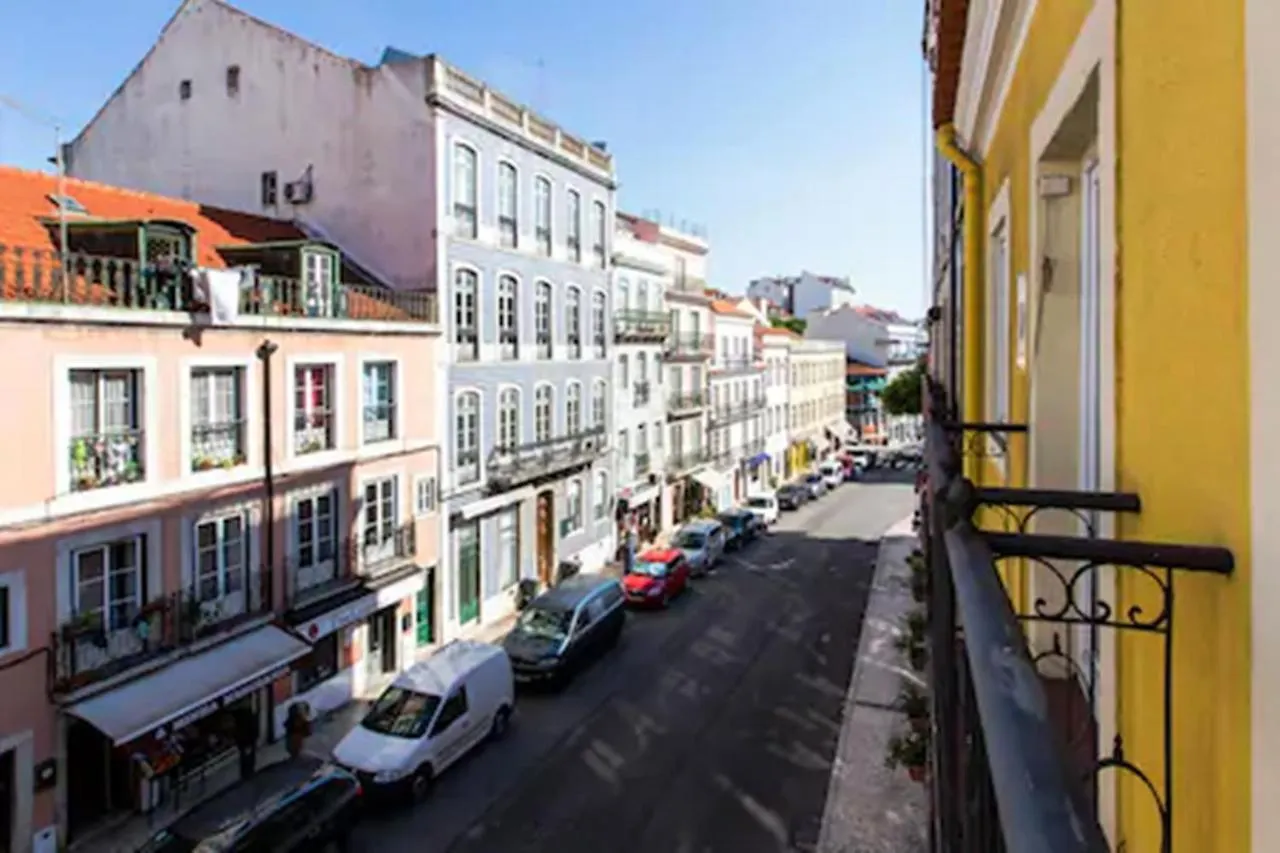 Comfortable And Bright - Lisboa Apartmán